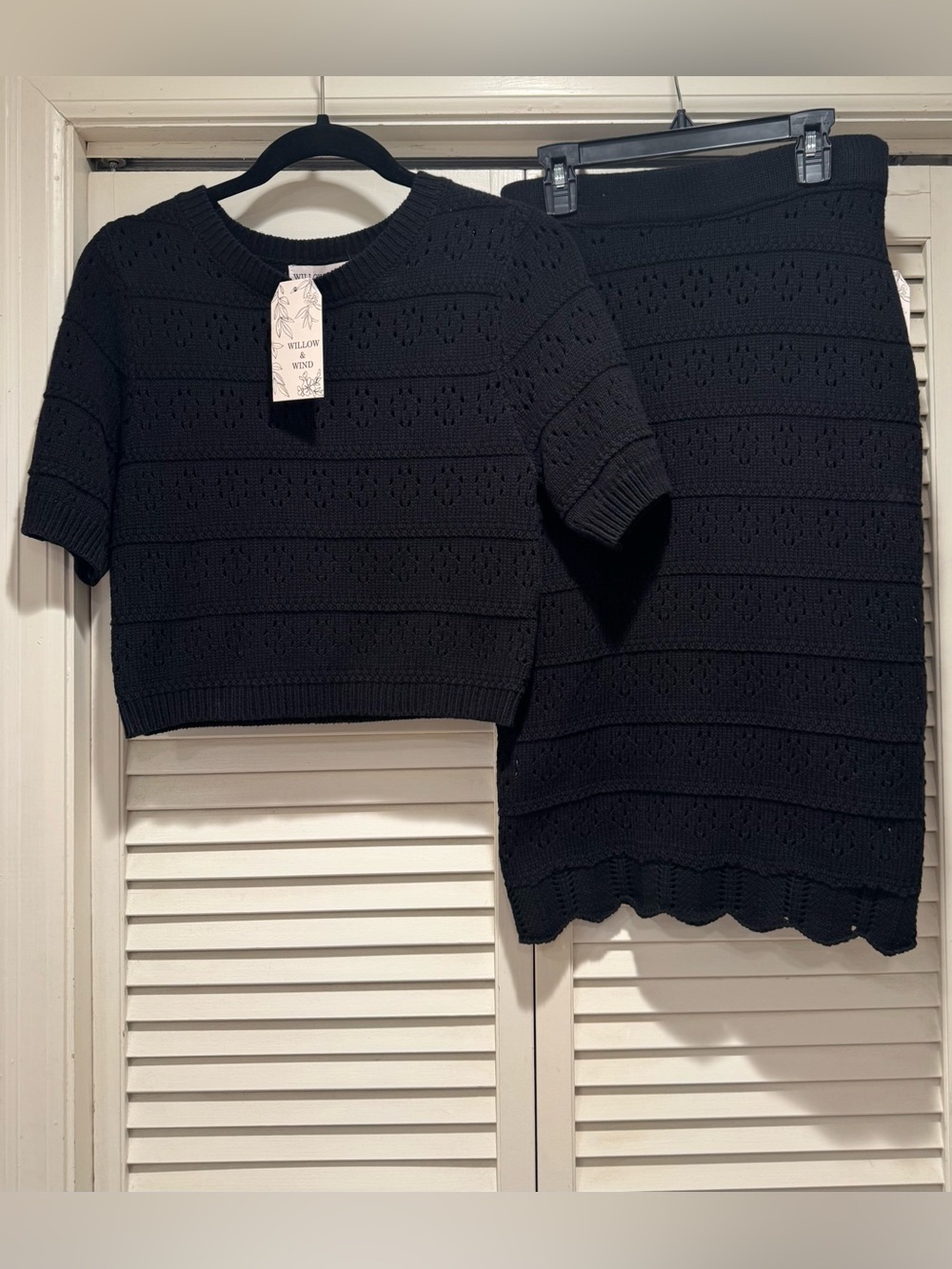 Willow & Wind Black Knit Cropped Sweater & Skirt Set